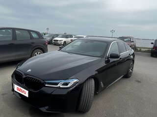 2019 BMW 5 серии 520i VII (G30/G31/G38), чёрный, 3650000 рублей, вид 5