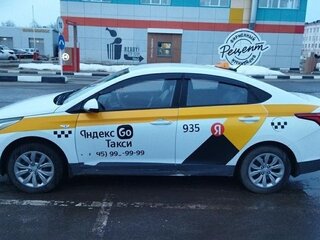 2018 Hyundai Solaris II, белый, 810000 рублей, вид 3