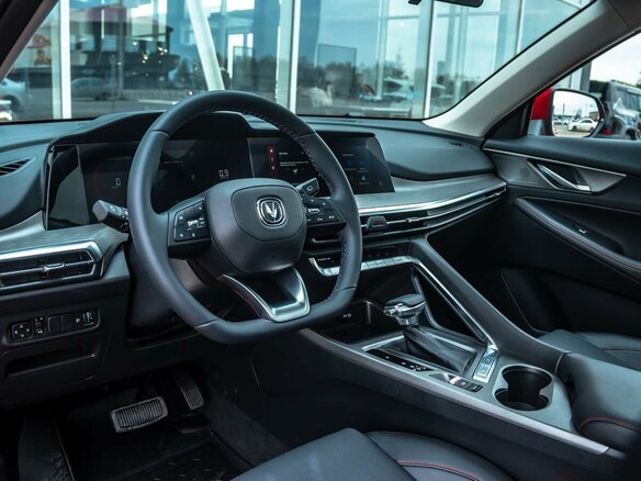 2024 Changan CS35 Plus I Рестайлинг, красный - вид 14