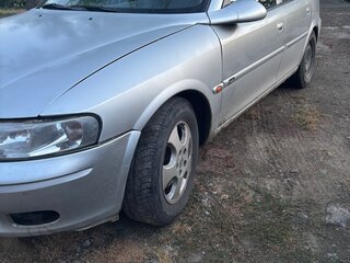 1999 Opel Vectra B Рестайлинг, серебристый, 330000 рублей, вид 1
