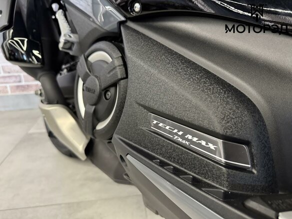 2022 Yamaha TMAX, серый, 1400000 рублей - вид 16