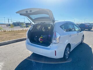 2014 Toyota Prius Alpha I (ZVW40/41), белый, 1090000 рублей, вид 5