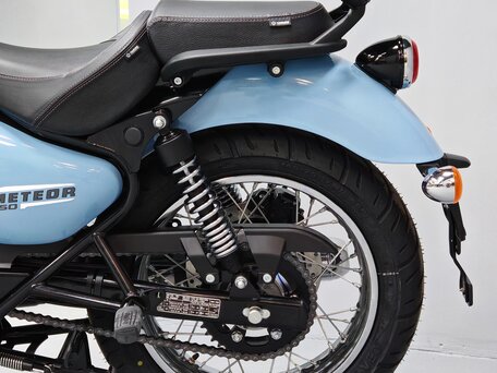 2025 Royal Enfield Meteor, голубой, 528000 рублей, вид 4