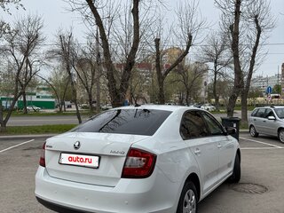 2019 Skoda Rapid I Рестайлинг, белый, 1100000 рублей, вид 4