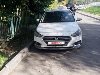 2018 Hyundai Solaris II, белый, 900000 рублей, вид 1