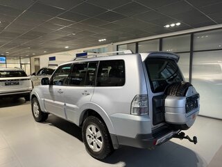 2008 Mitsubishi Pajero IV, серебристый, 1425000 рублей, вид 5