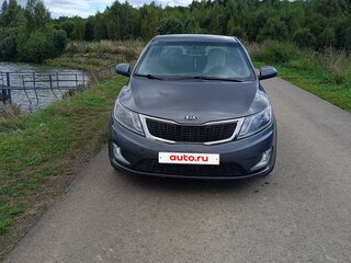 2014 Kia Rio 6-speed III, серый, 580000 рублей, вид 2