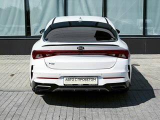 2021 Kia K5 III, белый, 2500000 рублей, вид 4