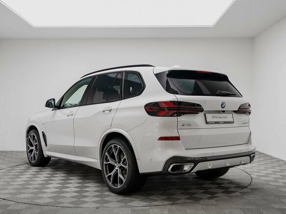 2025 BMW X5 40i IV (G05/G18) Рестайлинг, белый - вид 9
