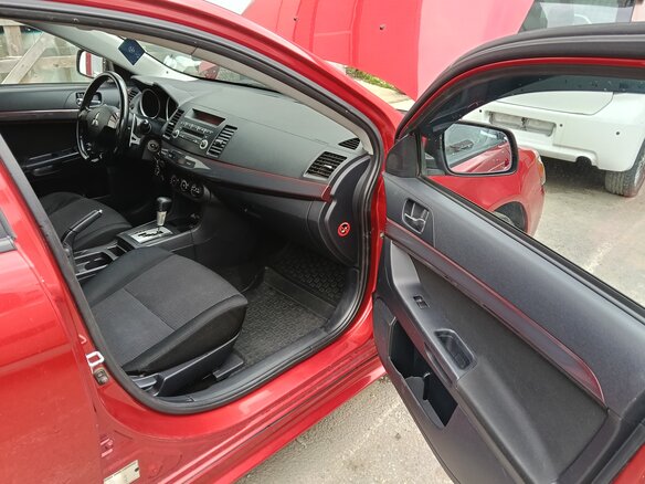 2008 Mitsubishi Lancer X, красный, 649000 рублей - вид 11