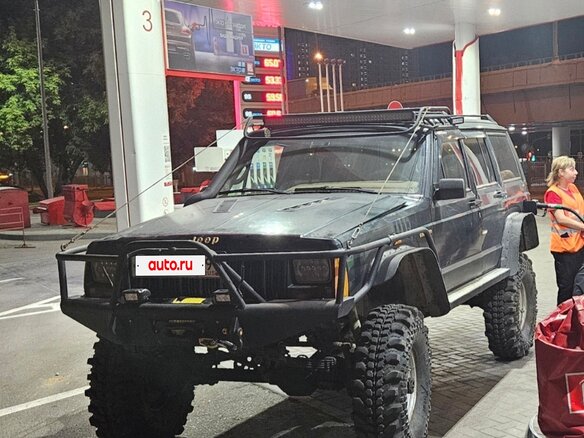 1992 Jeep Cherokee II (XJ), зелёный, 1150000 рублей - вид 9