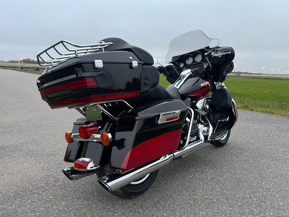 2010 Harley-Davidson Electra Glide, красный, 930000 рублей - вид 14