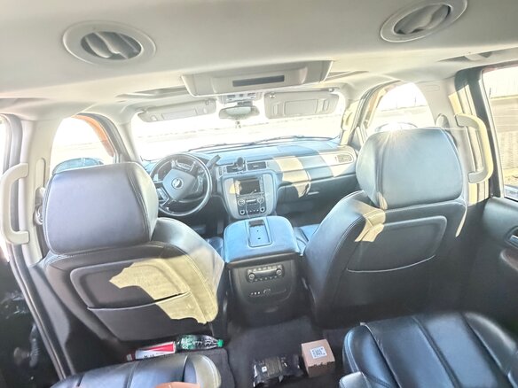 2006 Chevrolet Tahoe III, чёрный, 1700000 рублей - вид 6