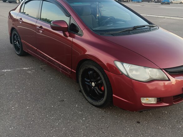 2008 Honda Civic VIII, красный - вид 5