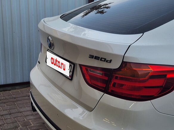 2015 BMW 3 серии Gran Turismo 320d xDrive VI (F3x), белый, 1900000 рублей - вид 5