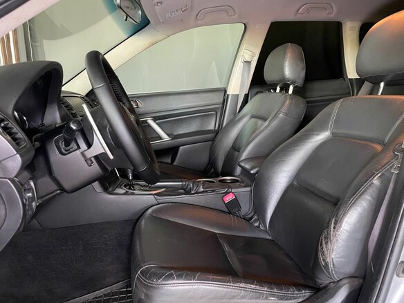 2008 Subaru Outback III Рестайлинг, серебристый, 1050000 рублей - вид 6