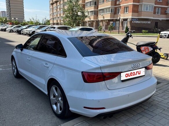 2014 Audi A3 III (8V), белый, 1700000 рублей - вид 3
