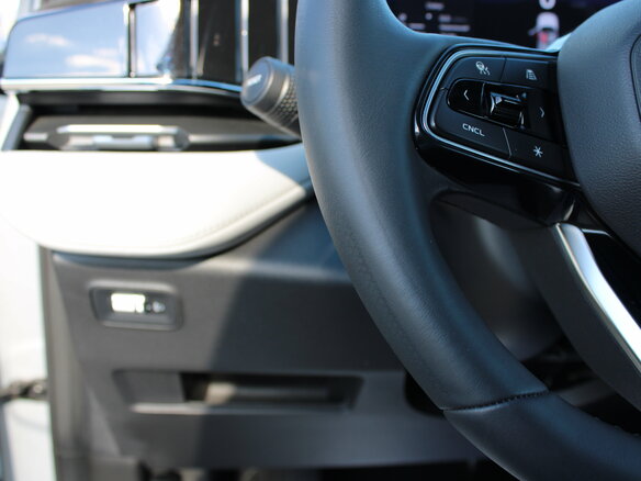 2024 Geely Atlas II, серебристый, 2730000 рублей - вид 26