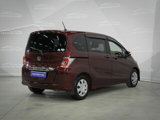2014 Honda Freed I Рестайлинг 2, красный, 1155000 рублей, вид 4