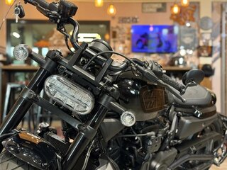 2023 Harley-Davidson Sportster S, чёрный, 1450000 рублей, вид 4