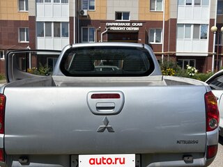 2010 Mitsubishi L200 IV, серебристый, 1300000 рублей, вид 3