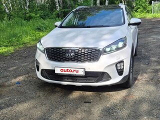 2019 Kia Sorento III Prime Рестайлинг, белый, 2850000 рублей, вид 1