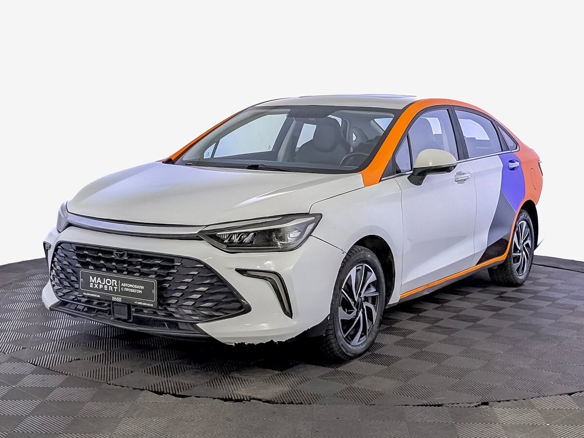 Открыть фотографии: BAIC U5 Plus