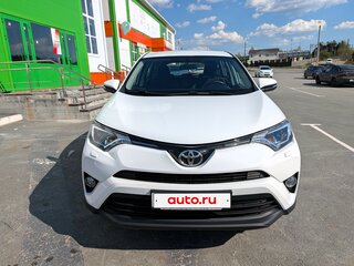 2018 Toyota RAV4 IV (XA40) Рестайлинг, белый, 2250000 рублей, вид 3
