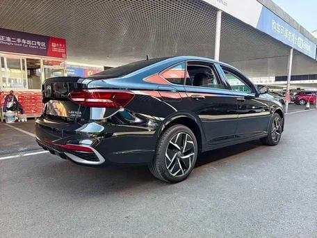 2022 Volkswagen Lavida III Рестайлинг, чёрный, 1710000 рублей, вид 4