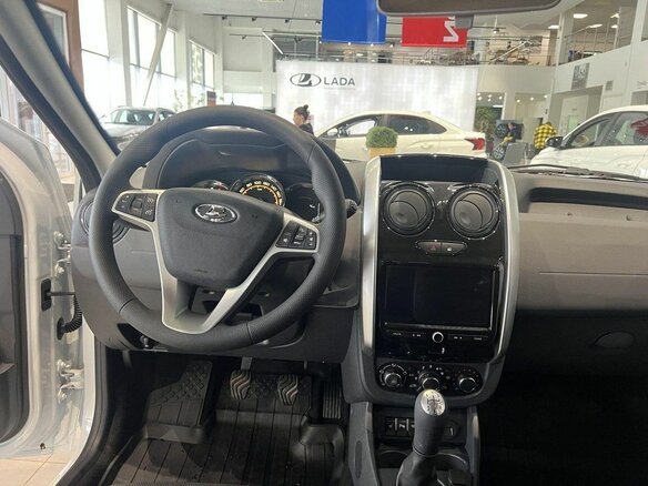 2026 Lada (ВАЗ) Largus I Рестайлинг, белый - вид 4