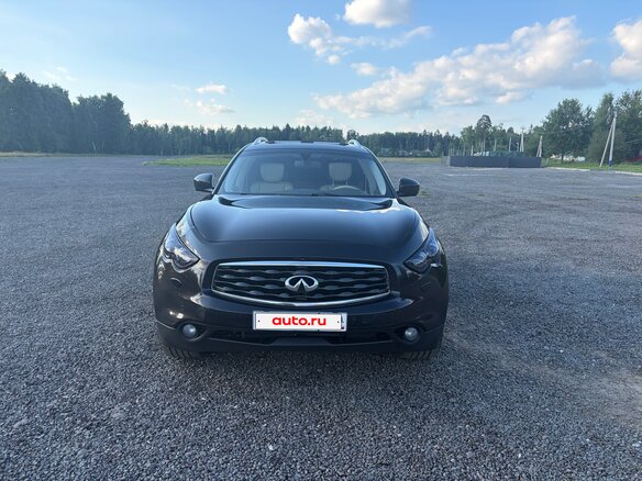 2011 Infiniti FX FX37 II (S51), чёрный - вид 1