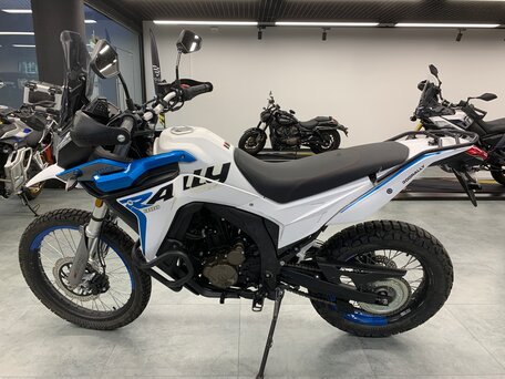 2022 Voge 300 Rally, белый, 240000 рублей, вид 2