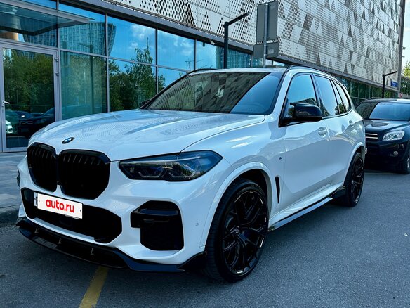 2022 BMW X5 40d IV (G05/G18), белый, 10313000 рублей