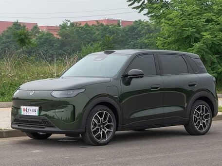 Leapmotor A10