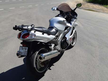 2002 Kawasaki ZZR 1200, серебристый, 350000 рублей, вид 4