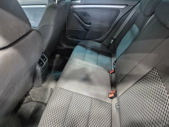 2010 Volkswagen Jetta V, чёрный, 699000 рублей - вид 15