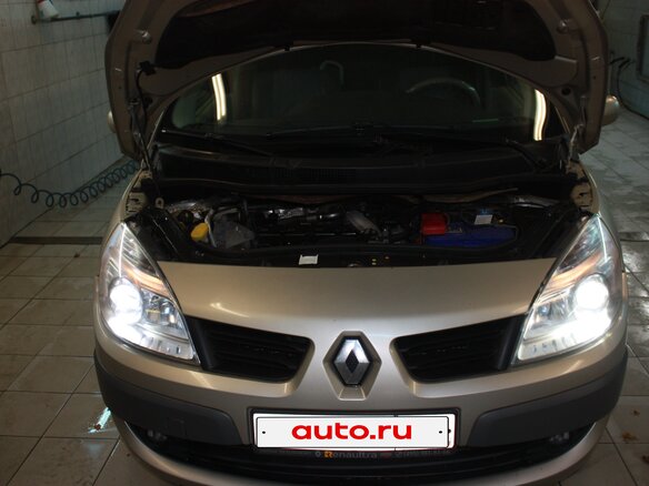 2008 Renault Scenic II Рестайлинг, бежевый, 585000 рублей - вид 3