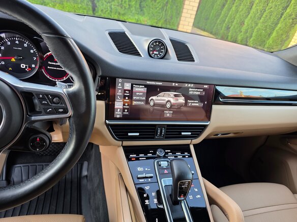 2020 Porsche Cayenne III, белый, 6400000 рублей - вид 9