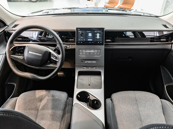 2026 Jaecoo J6, чёрный, 2330000 рублей - вид 14