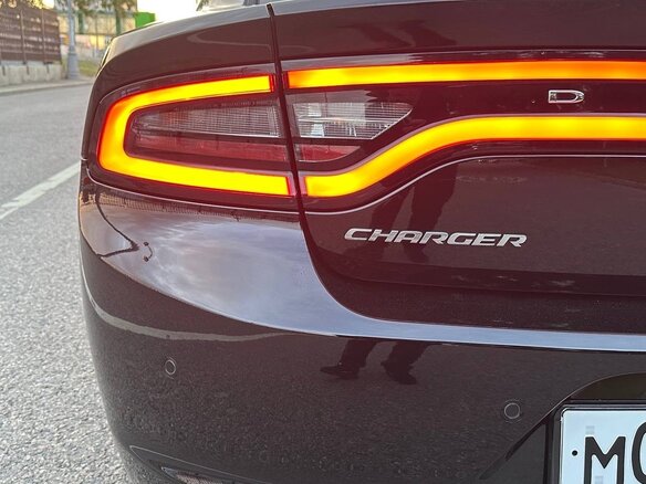 2022 Dodge Charger VII (LD) Рестайлинг, чёрный, 4499000 рублей - вид 4