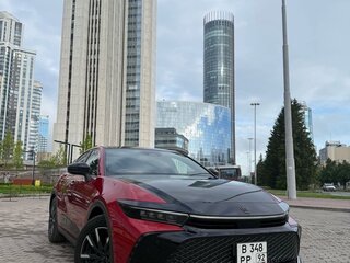 2022 Toyota Crown XVI (S230), красный, 5999000 рублей, вид 1