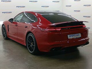 2019 Porsche Panamera GTS II, красный, 8094456 рублей, вид 4