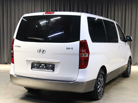 2019 Hyundai H-1 II Рестайлинг 2, белый, 3099000 рублей, вид 2