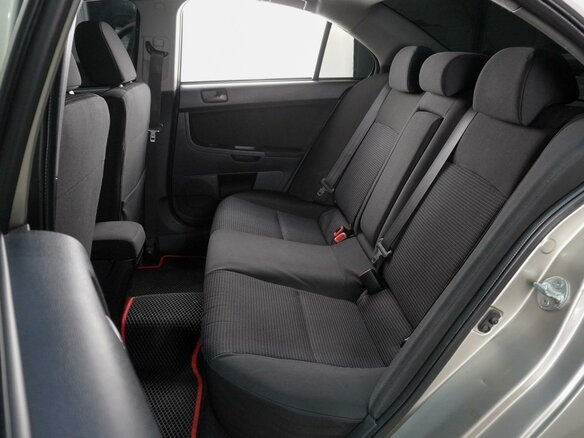 2011 Mitsubishi Lancer X Рестайлинг, бежевый, 461000 рублей - вид 8