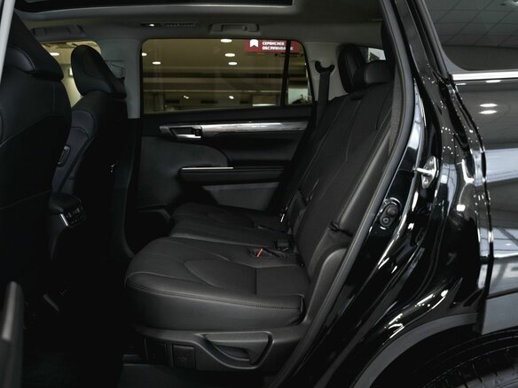 2026 Toyota Highlander IV (XU70), чёрный, 5600000 рублей - вид 7