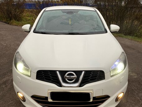 2010 Nissan Qashqai I Рестайлинг, белый, 779000 рублей, вид 3