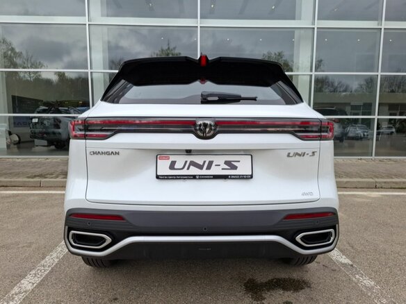 2026 Changan UNI-S I Рестайлинг, белый, 3079900 рублей - вид 4