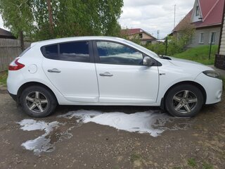2011 Renault Megane III, белый, 698000 рублей, вид 5