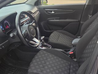 2019 Kia Rio X-Line IV, серый, 1700000 рублей, вид 2