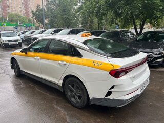2021 Kia K5 III, белый, 1150000 рублей, вид 4